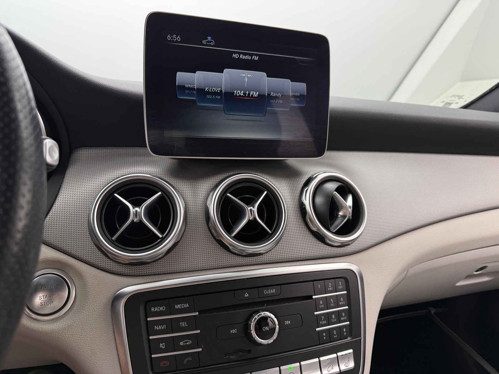 Thumbnail: 2019 Mercedes-Benz GLA - 3