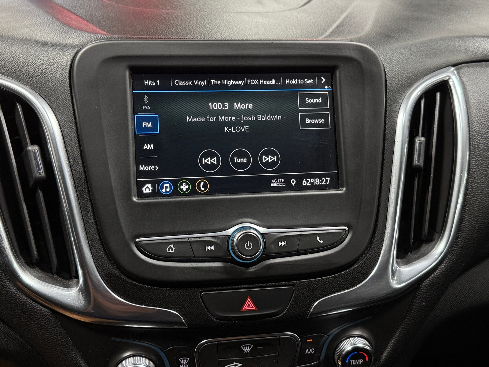 Thumbnail: 2019 Chevrolet Equinox - 4