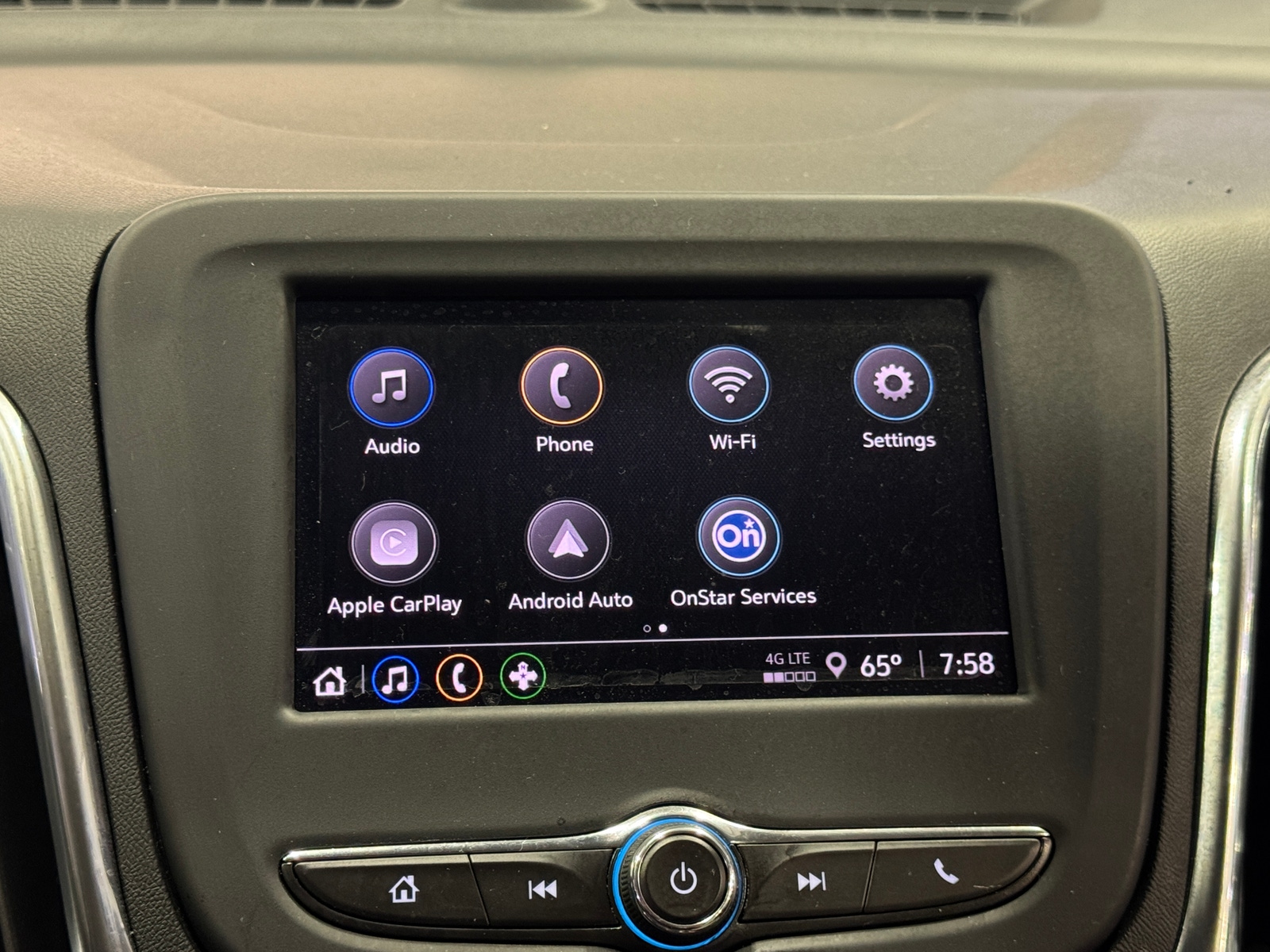 Thumbnail: 2022 Chevrolet Equinox - 4