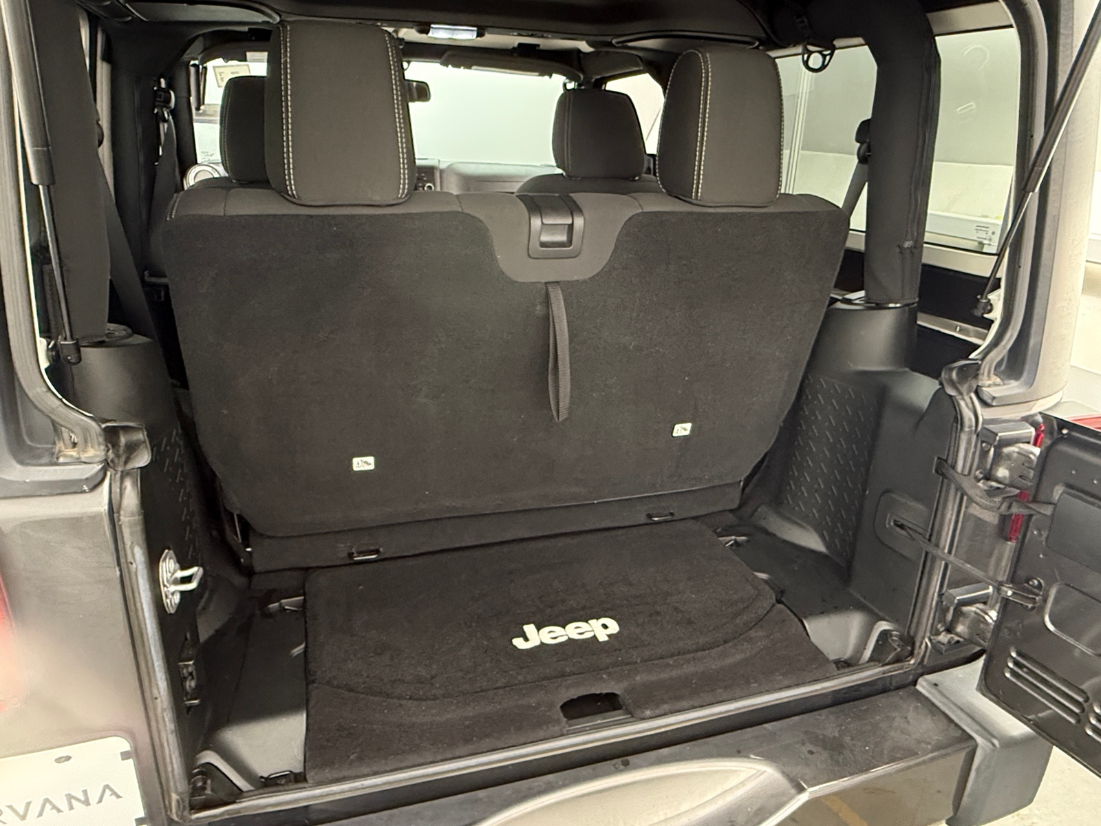 Thumbnail: 2017 Jeep Wrangler - 7