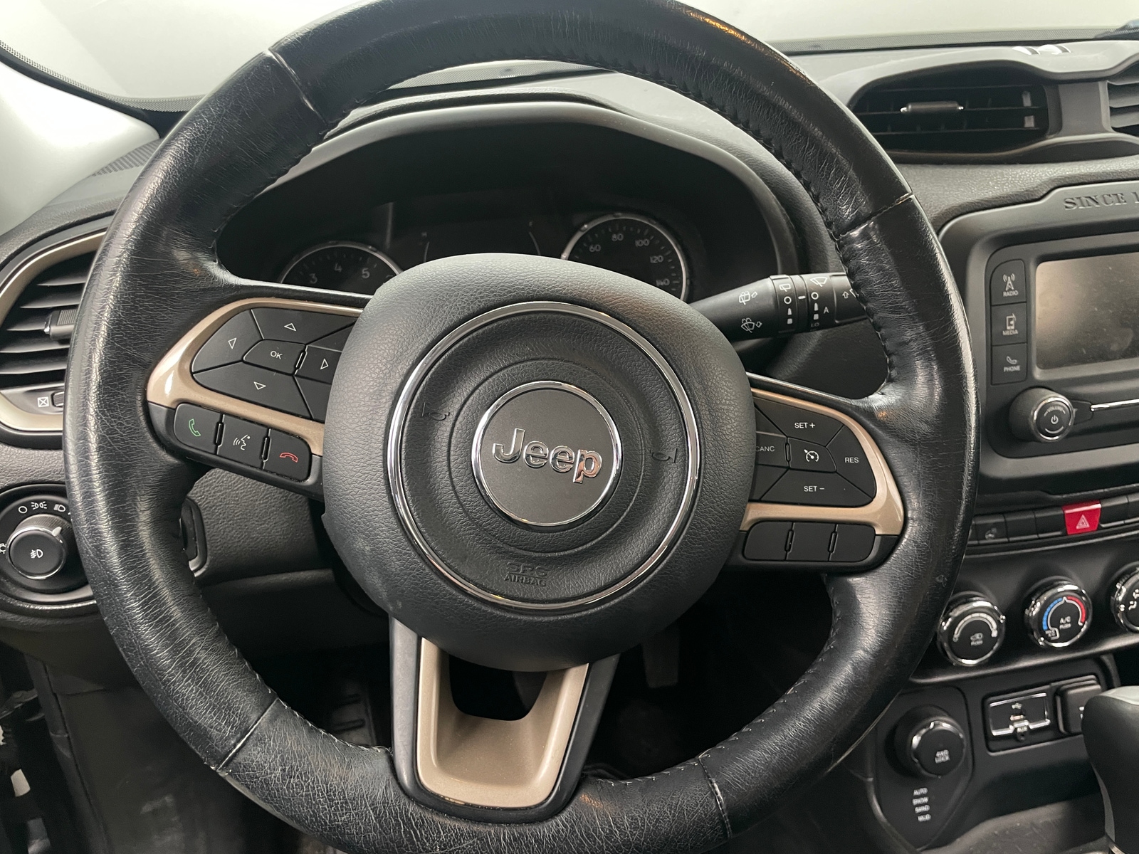 Thumbnail: 2017 Jeep Renegade - 5
