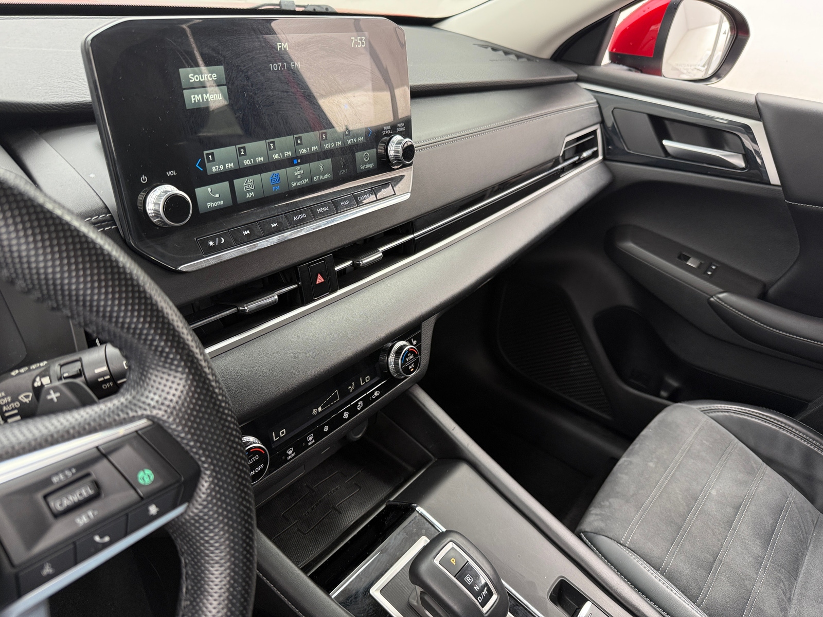 Thumbnail: 2022 Mitsubishi Outlander - 3