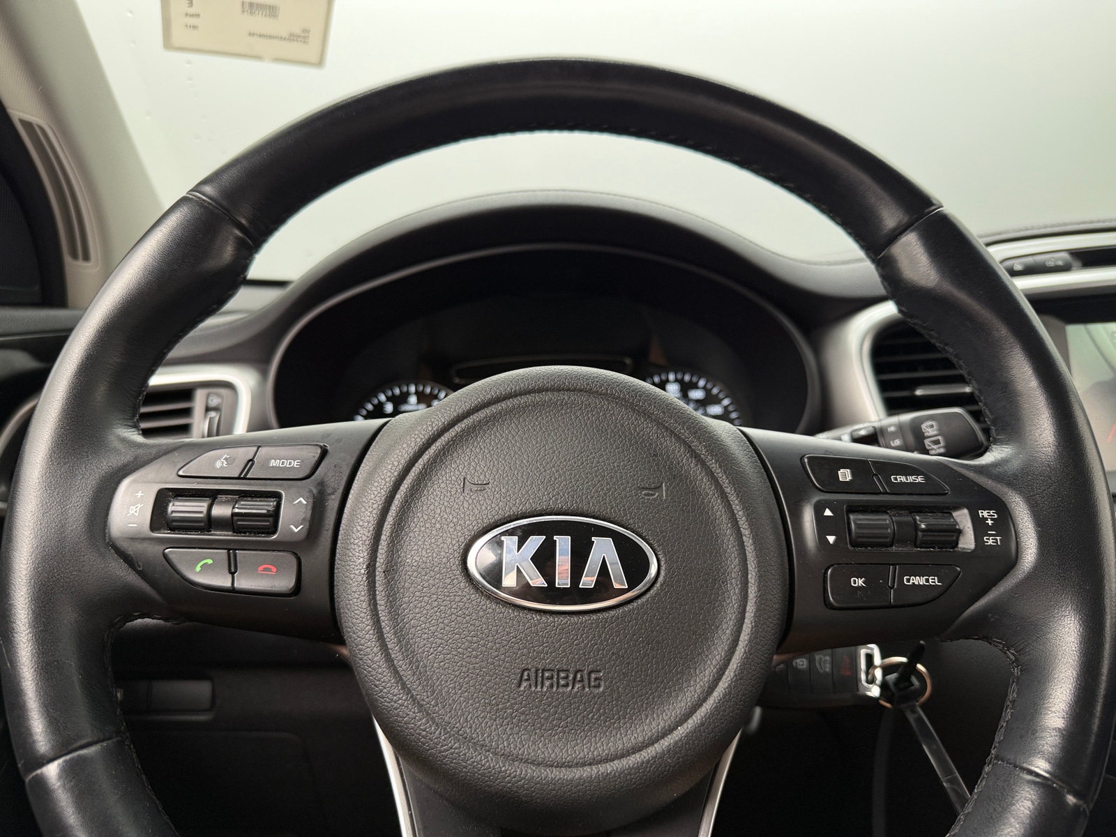 Thumbnail: 2017 Kia Sorento - 5