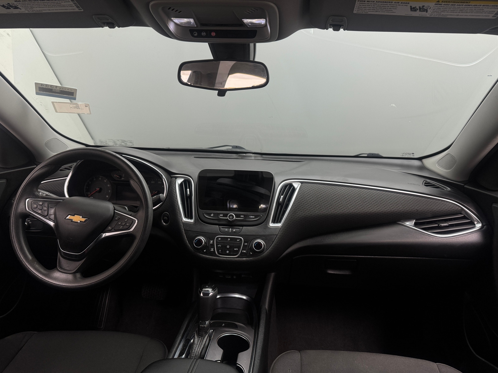 Thumbnail: 2020 Chevrolet Malibu - 3