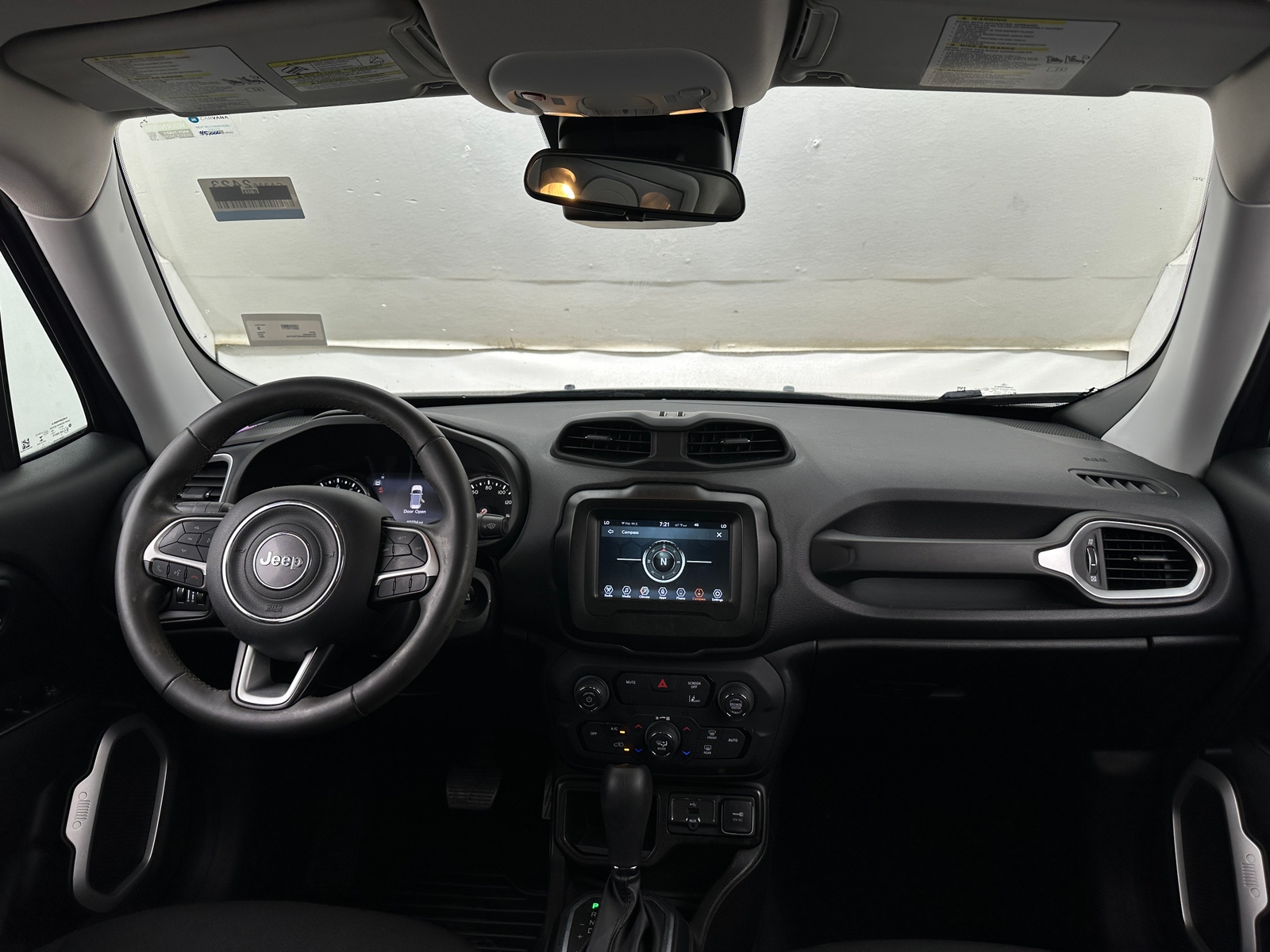 Thumbnail: 2021 Jeep Renegade - 3