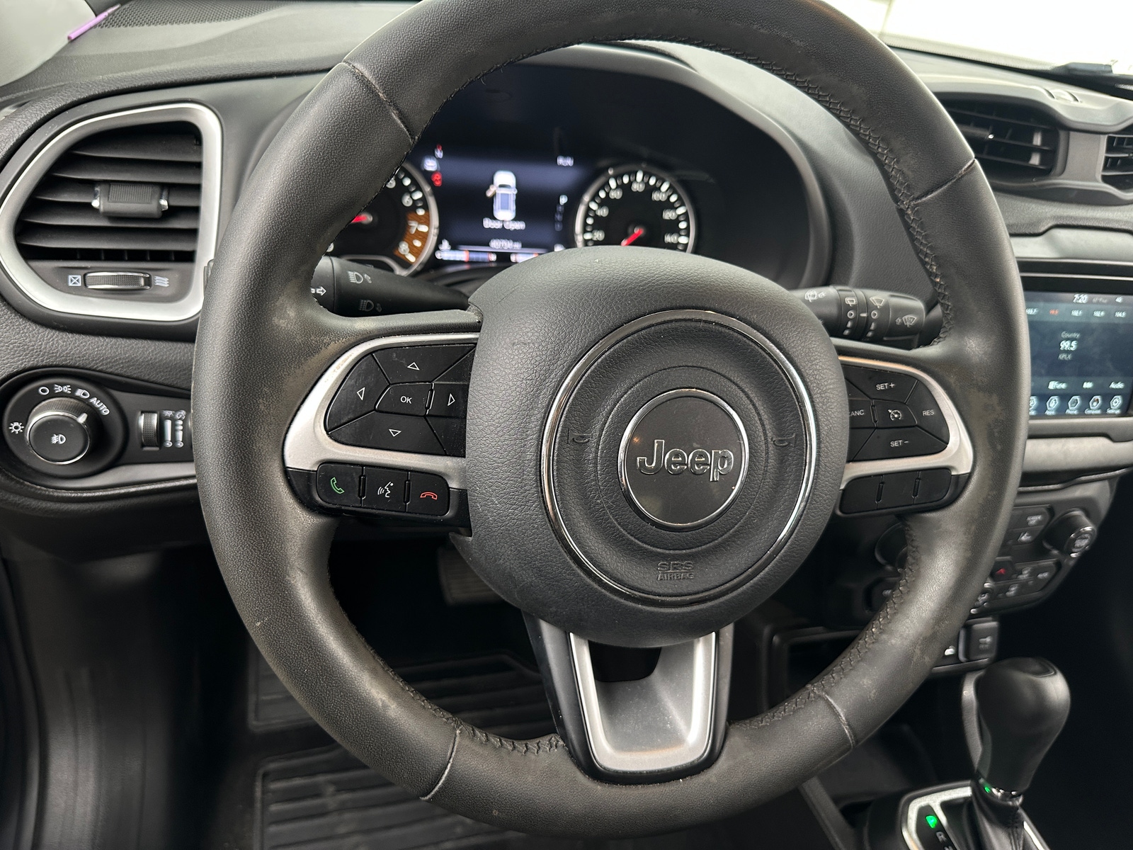 Thumbnail: 2021 Jeep Renegade - 5