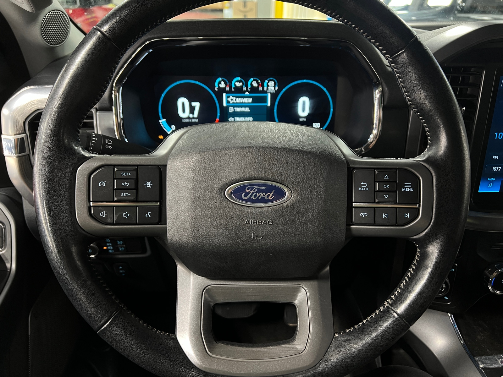 Thumbnail: 2022 Ford Econoline - 4