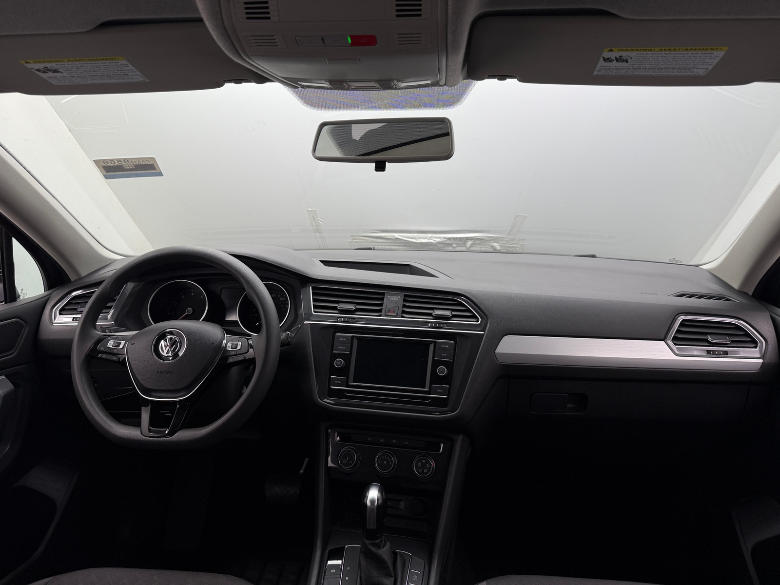 Thumbnail: 2020 Volkswagen Tiguan - 3