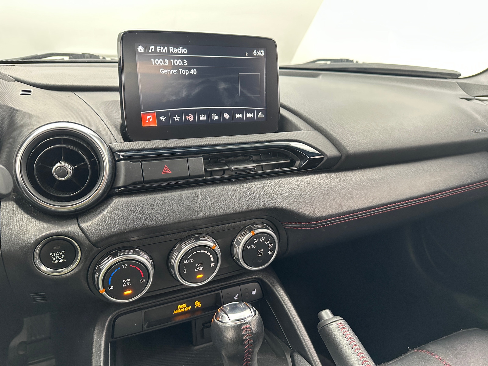 Thumbnail: 2019 Mazda MX-5 Miata - 3