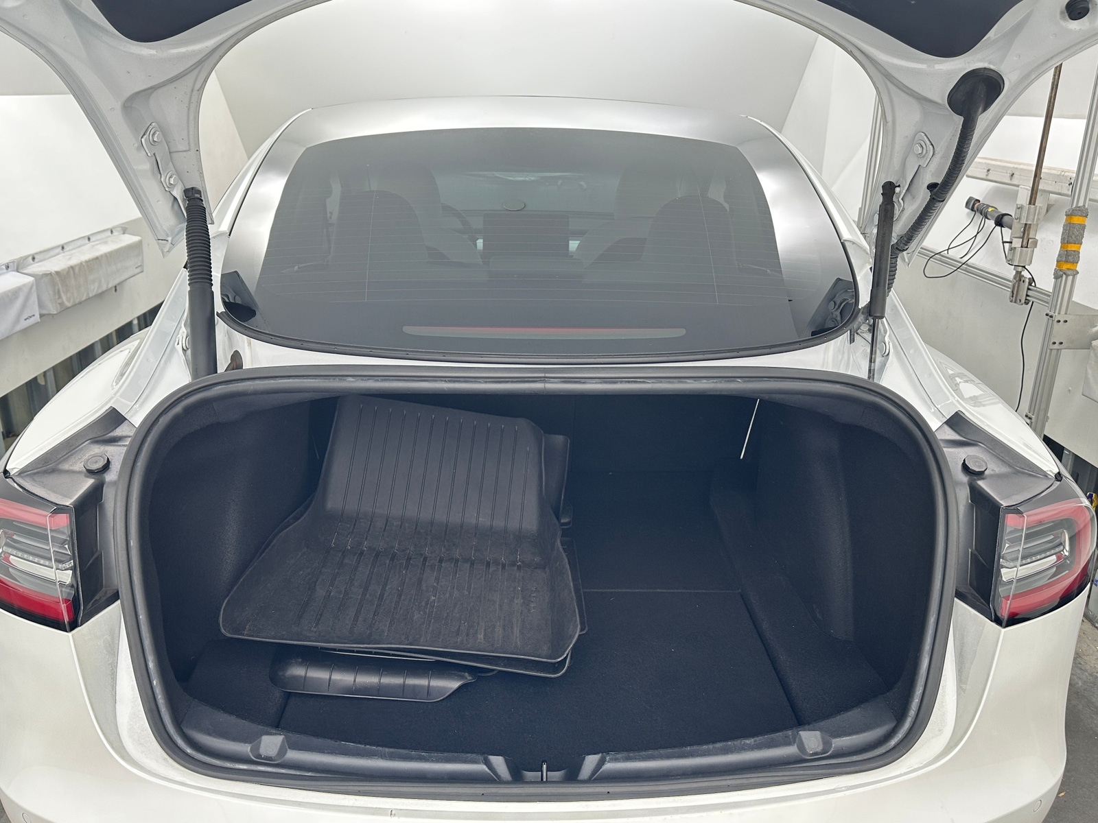 Thumbnail: 2021 Tesla Model 3 - 5