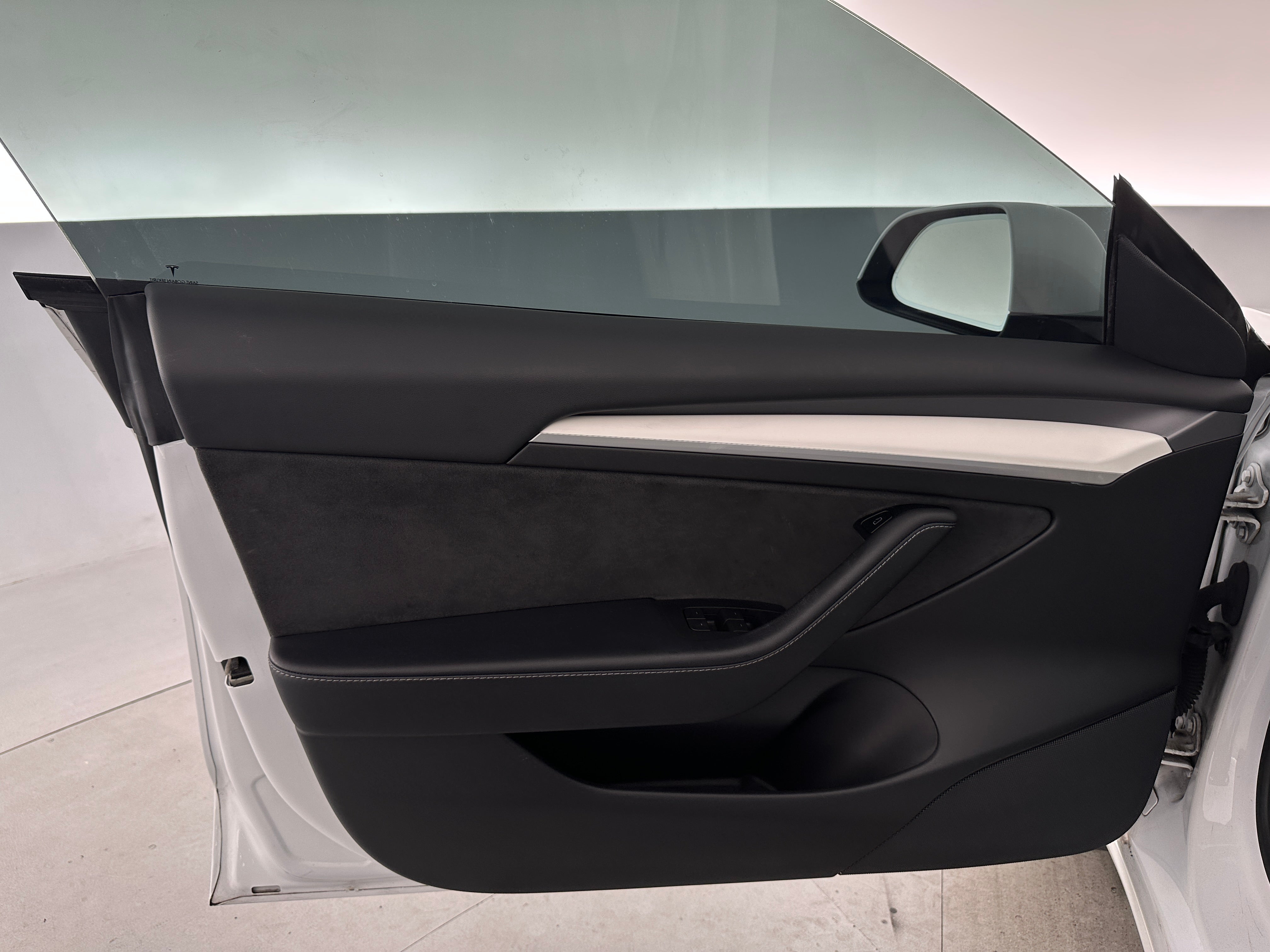 Used 2021 Tesla Model 3 Base with VIN 5YJ3E1EA4MF032205 for sale in Oak Creek, WI