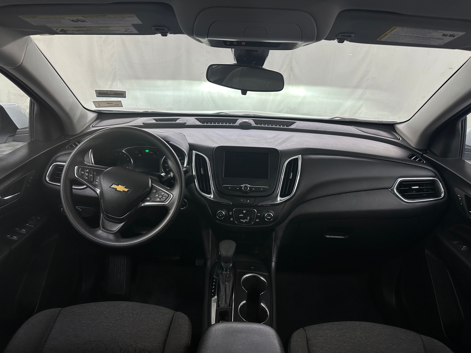 Thumbnail: 2023 Chevrolet Equinox - 3