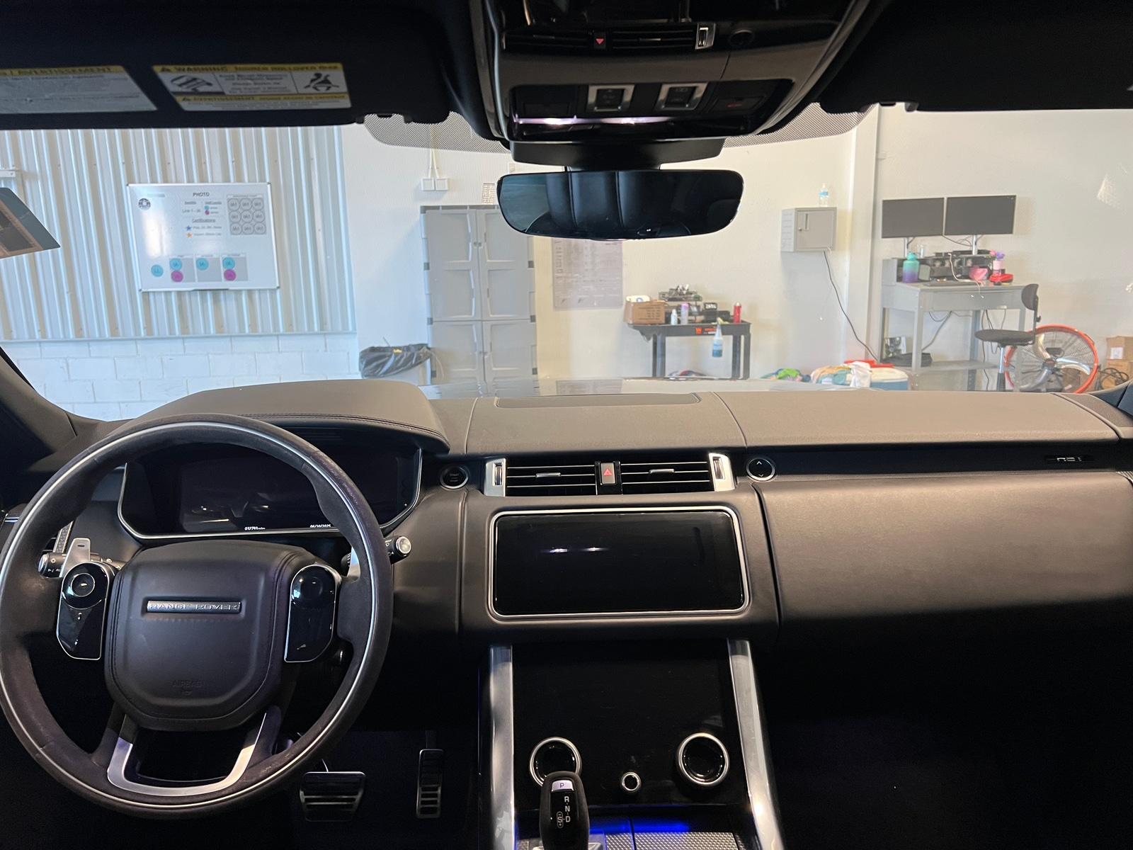 Thumbnail: 2020 Land Rover Range Rover Sport - 2