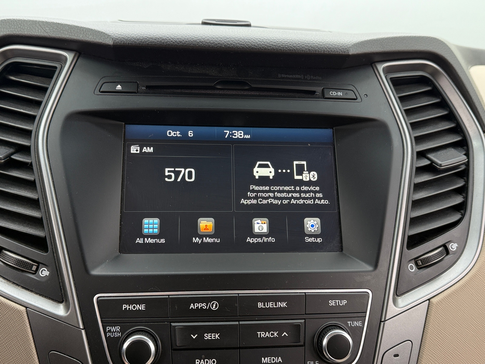 Thumbnail: 2017 Hyundai Santa Fe - 4