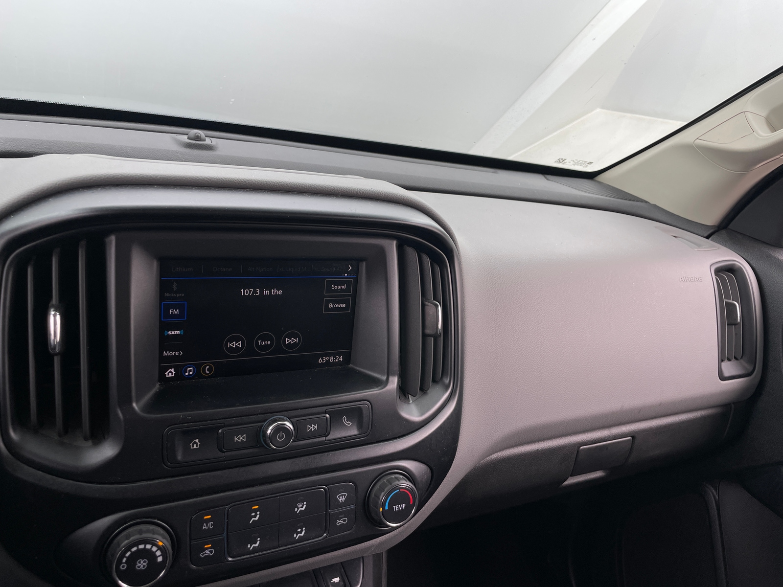 Thumbnail: 2021 Chevrolet Colorado - 4