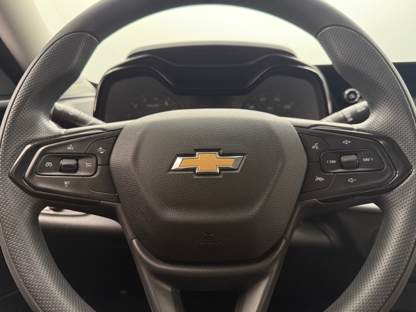 Thumbnail: 2024 Chevrolet Trax - 5