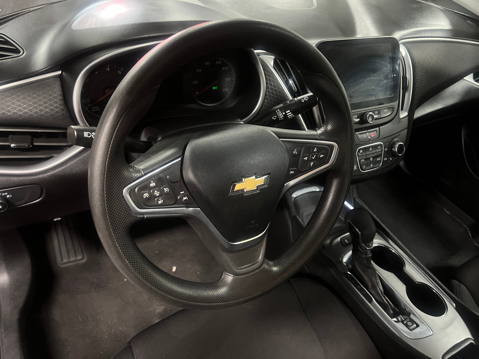 Thumbnail: 2023 Chevrolet Malibu - 5