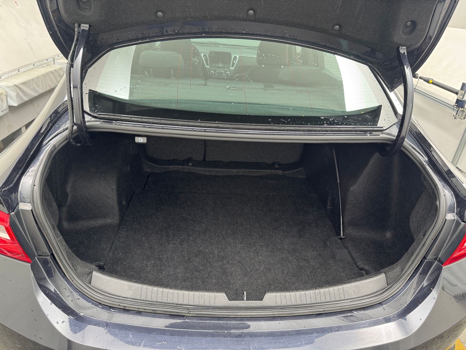 Thumbnail: 2023 Chevrolet Malibu - 7