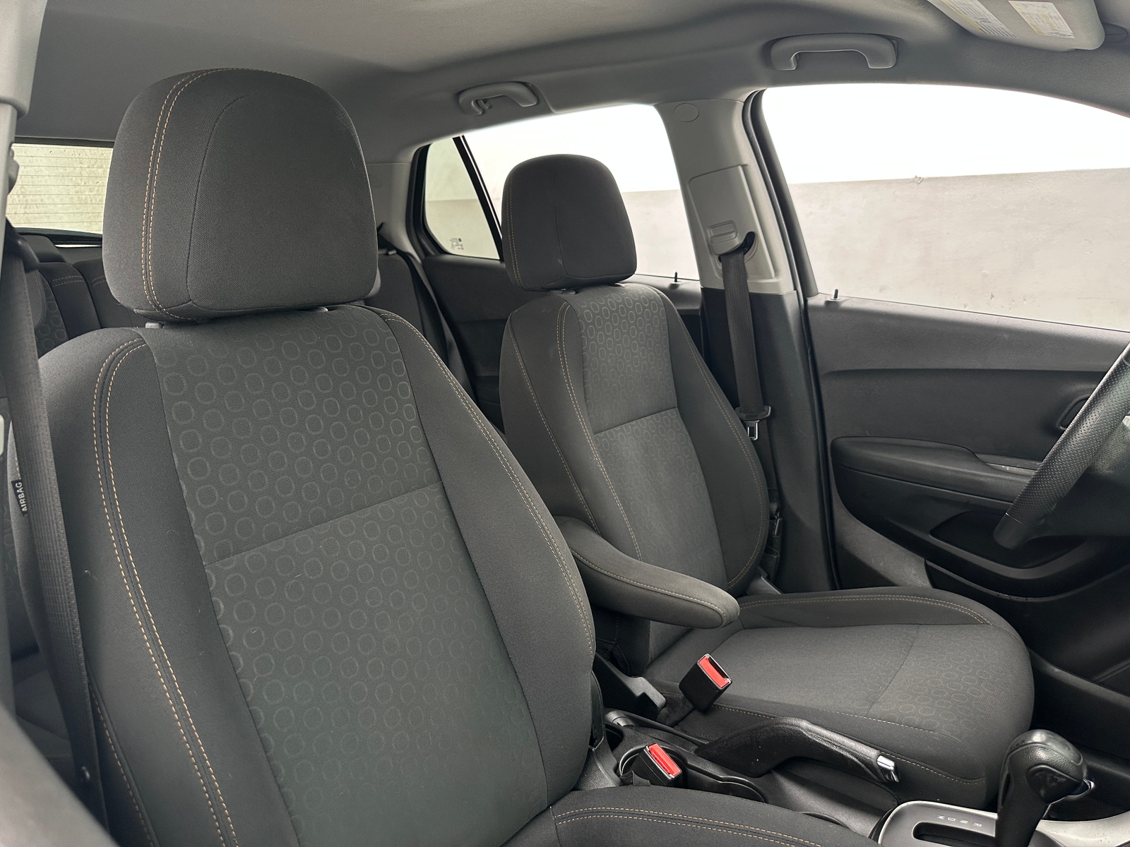 Thumbnail: 2017 Chevrolet Trax - 2