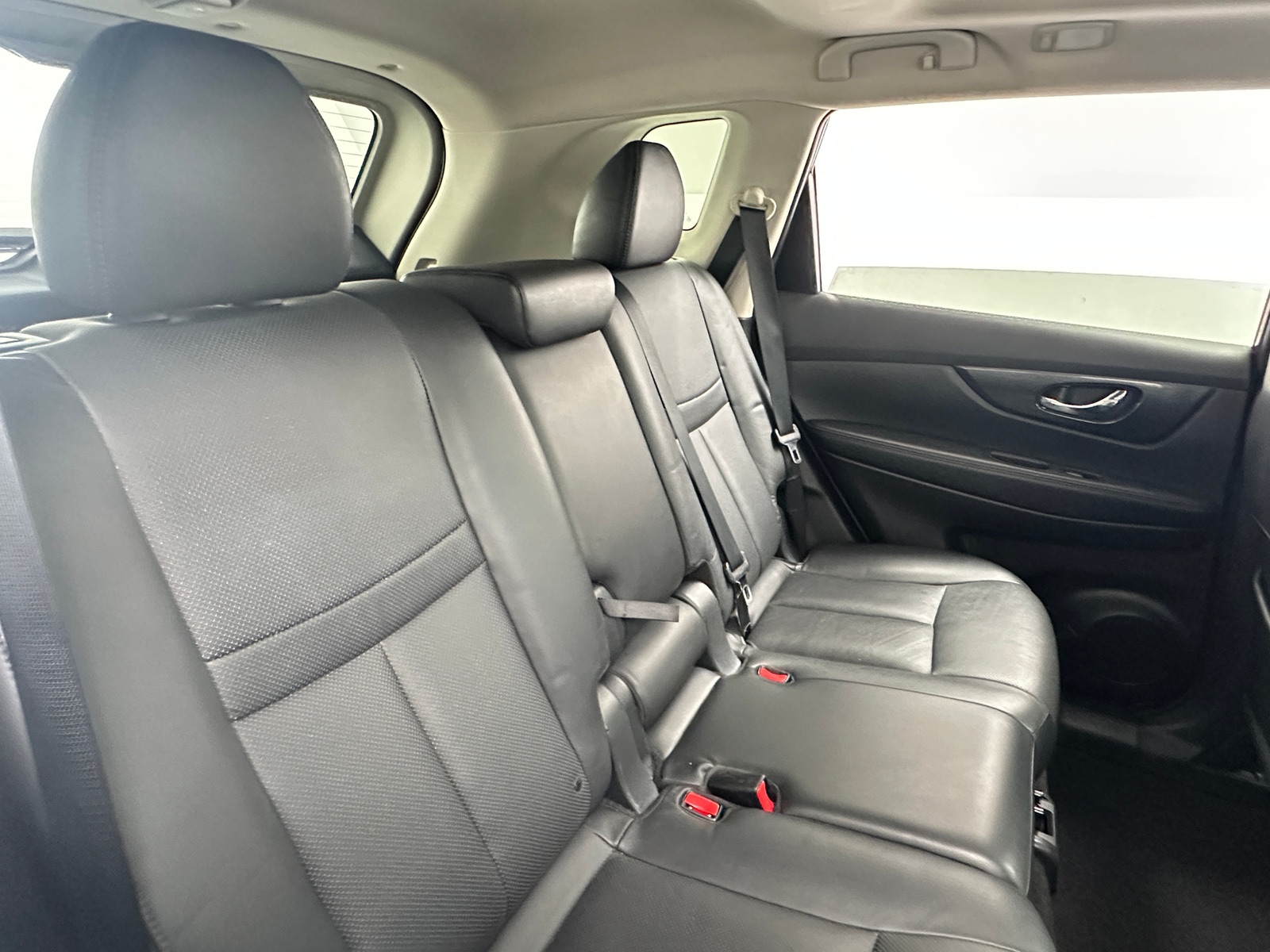 Thumbnail: 2015 Nissan Rogue - 5