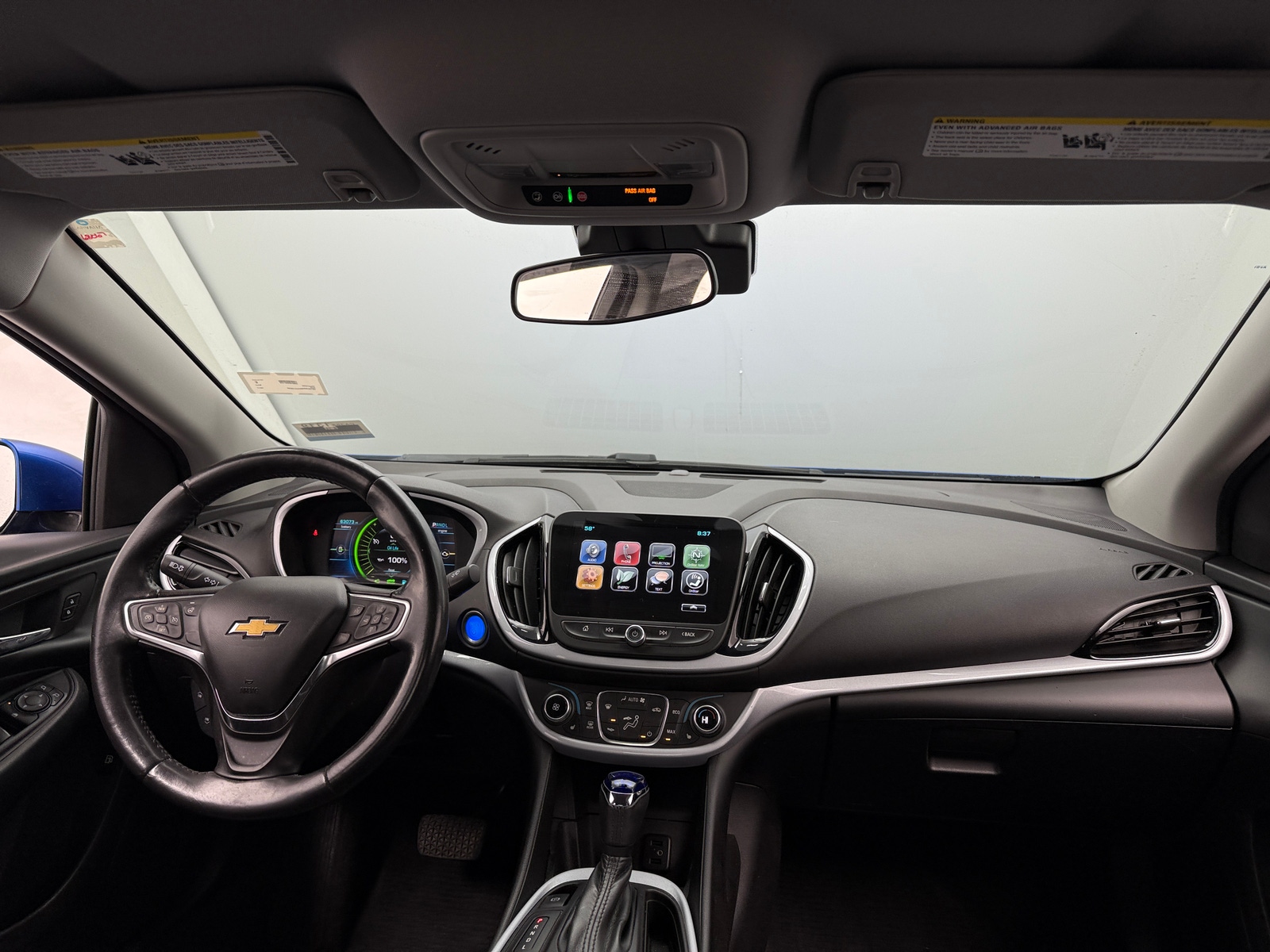 Thumbnail: 2017 Chevrolet Volt - 2