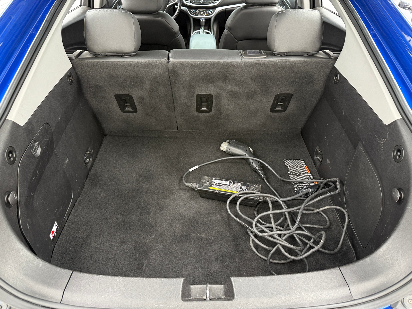 Thumbnail: 2017 Chevrolet Volt - 6