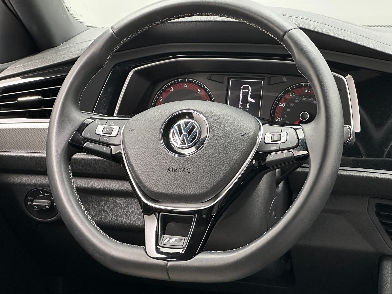 Thumbnail: 2019 Volkswagen Jetta - 4