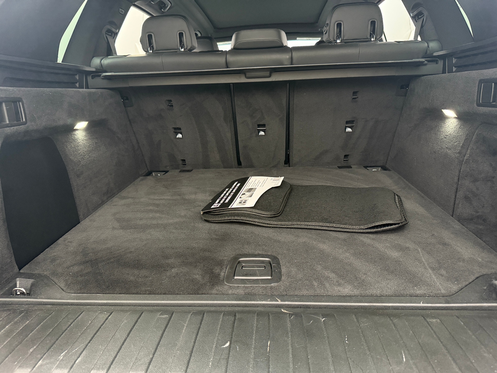Thumbnail: 2021 BMW X5 - 6