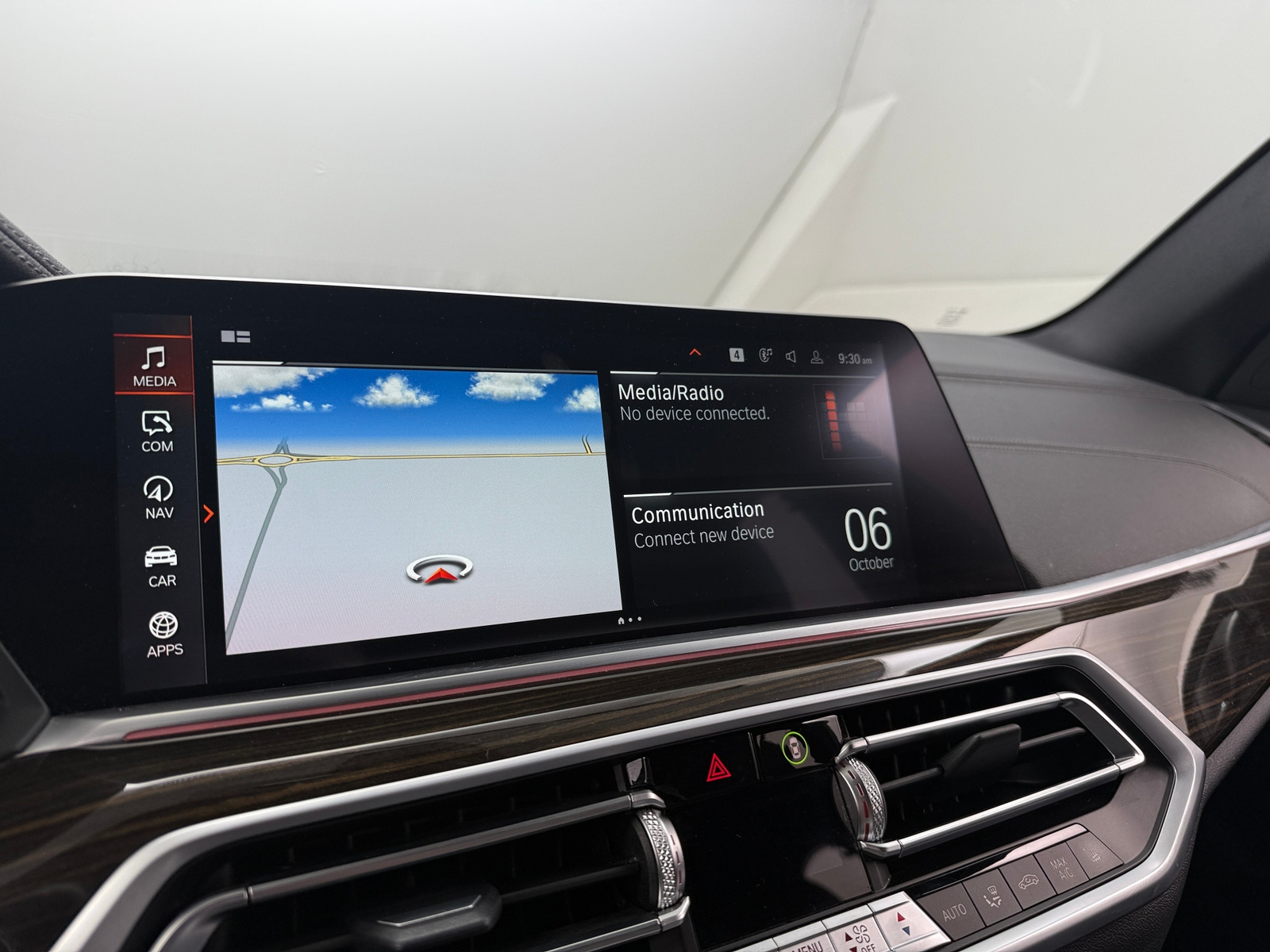 Thumbnail: 2021 BMW X5 - 3