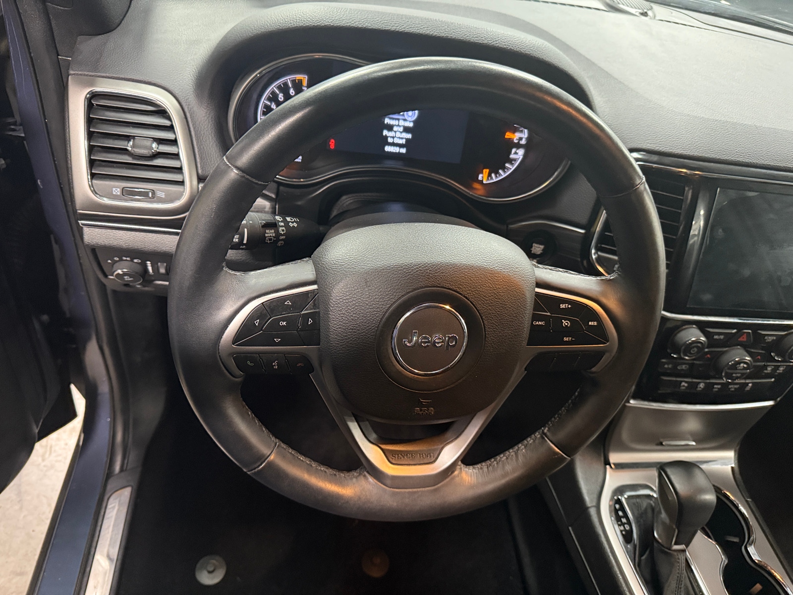 Thumbnail: 2019 Jeep Grand Cherokee - 4