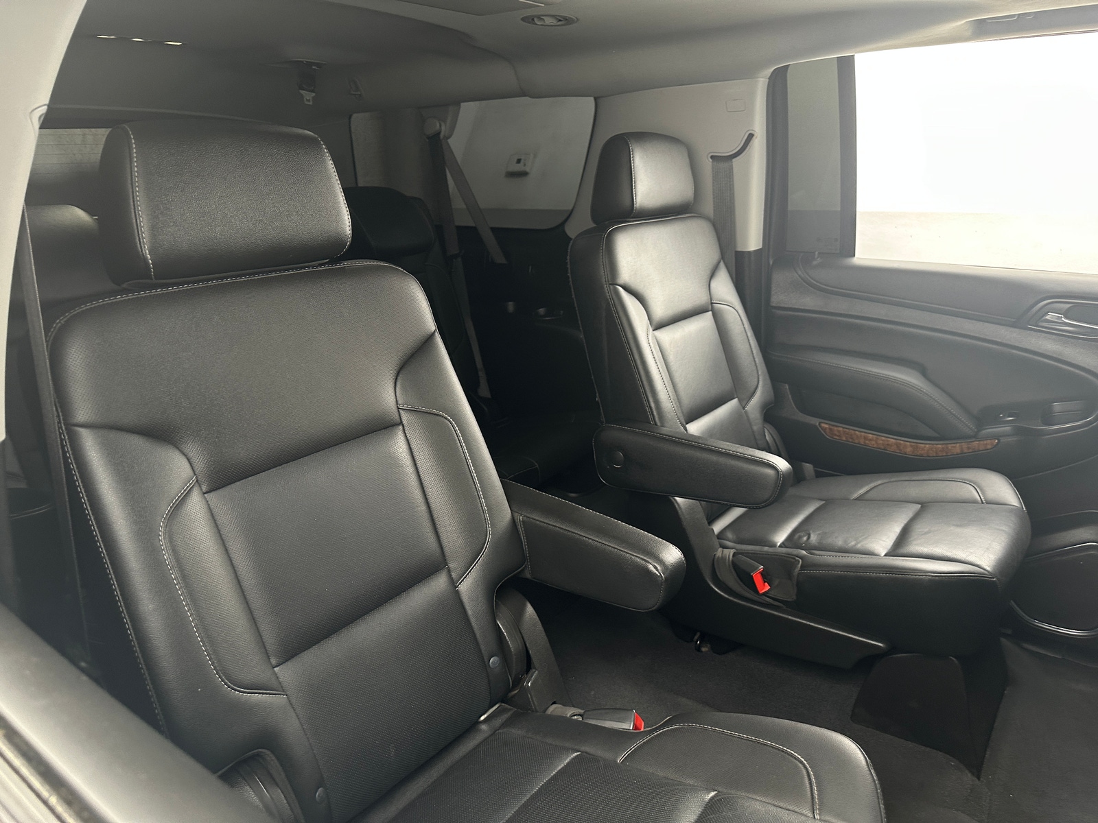 Thumbnail: 2019 Chevrolet Suburban - 5