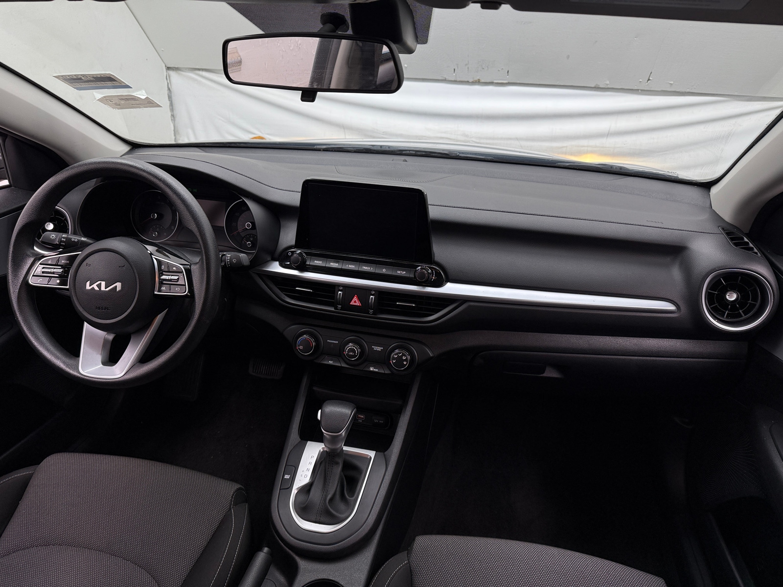Thumbnail: 2023 Kia Forte - 3