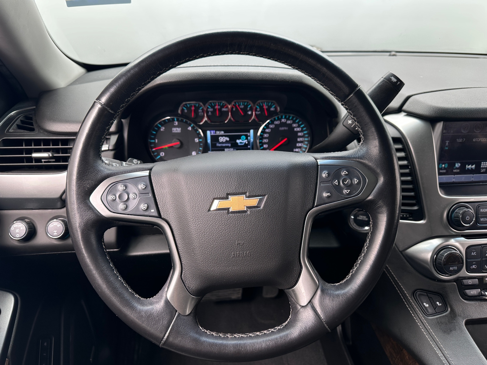 Thumbnail: 2019 Chevrolet Suburban - 4