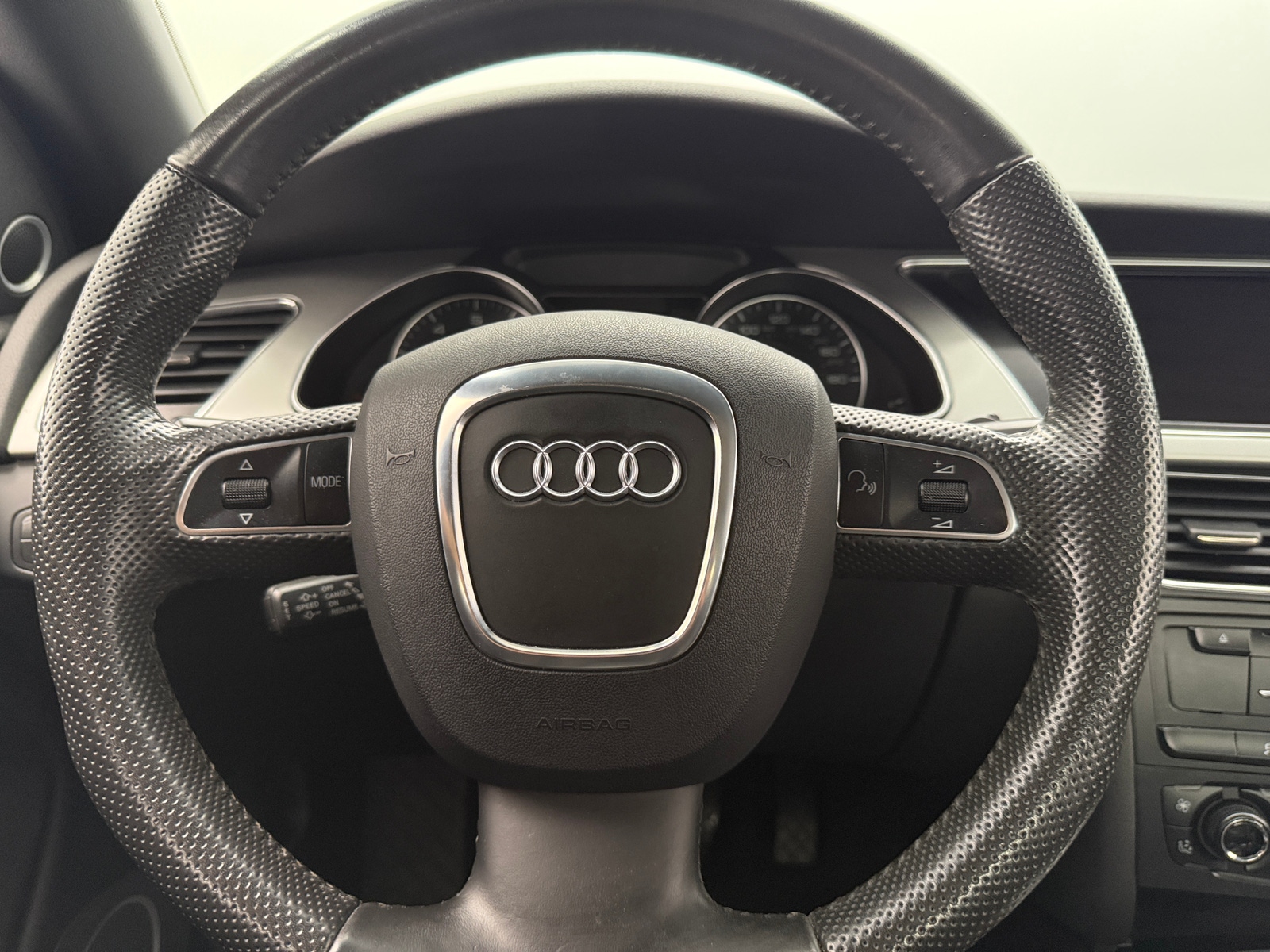 Thumbnail: 2011 Audi A5 - 4