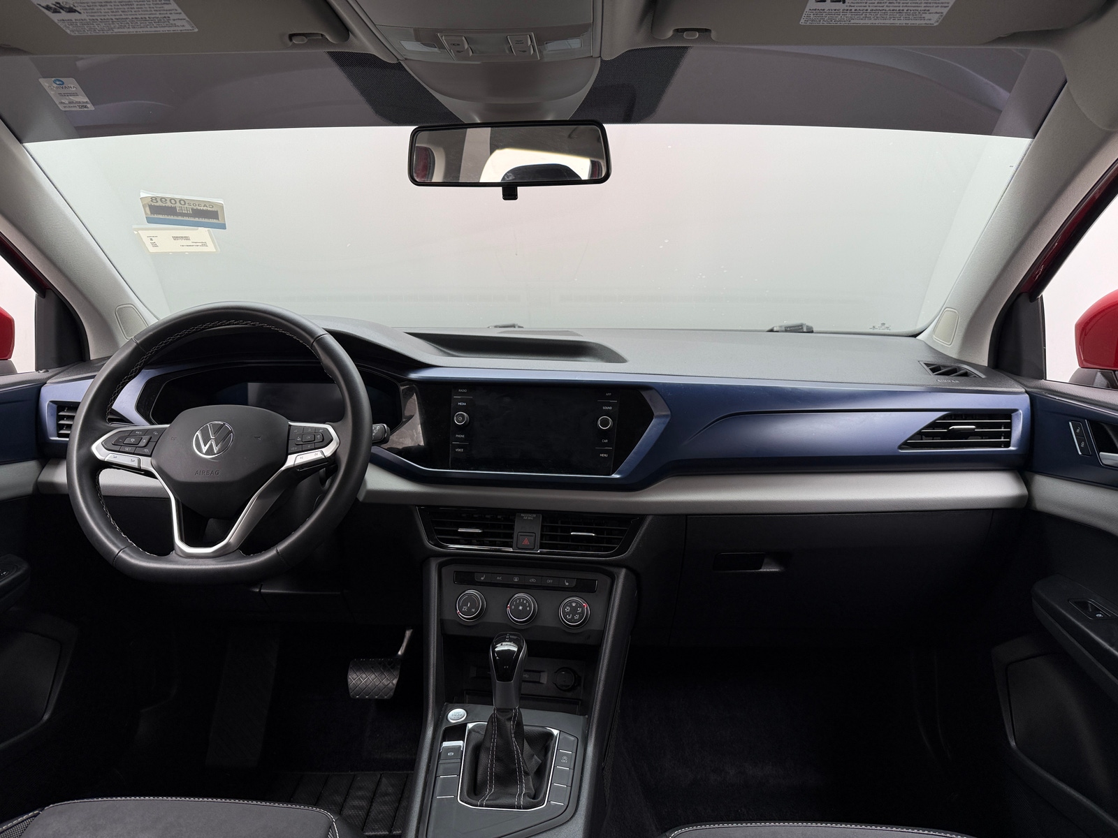 Thumbnail: 2022 Volkswagen Taos - 2