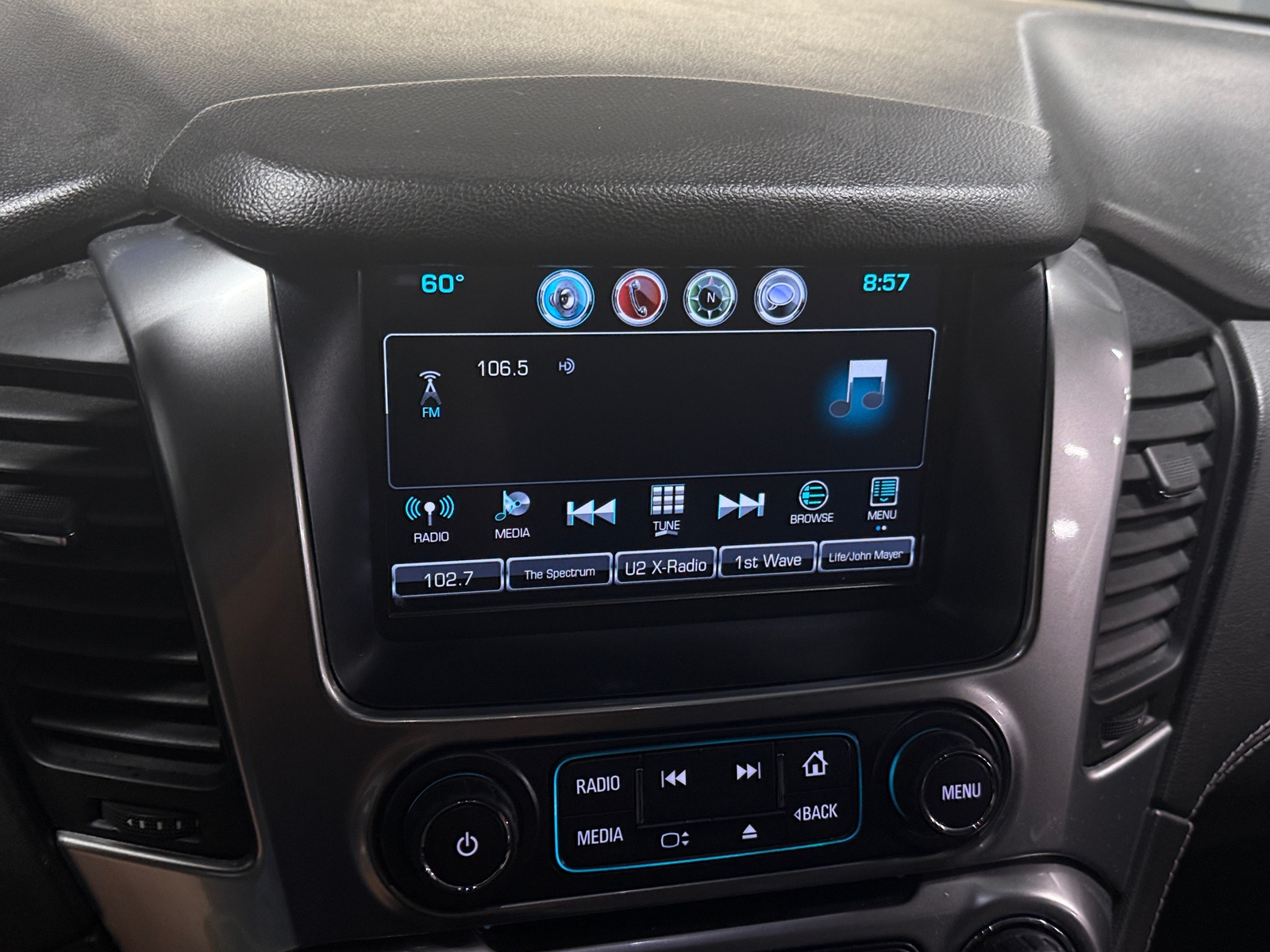 Thumbnail: 2020 Chevrolet Tahoe - 4