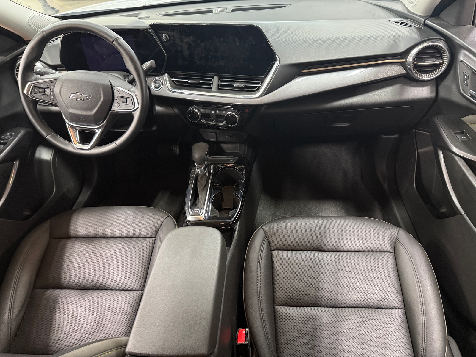 Thumbnail: 2025 Chevrolet Trax - 2