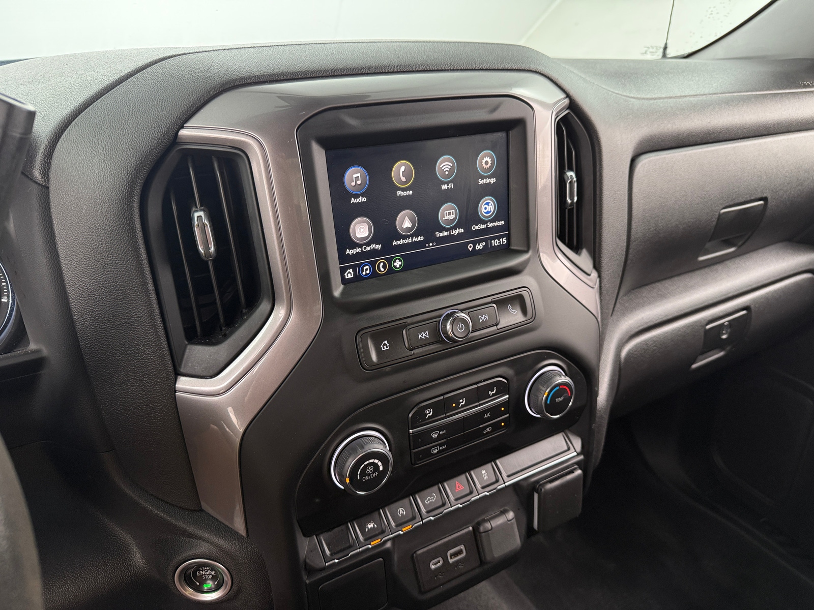 Thumbnail: 2022 Chevrolet Silverado 1500 - 4