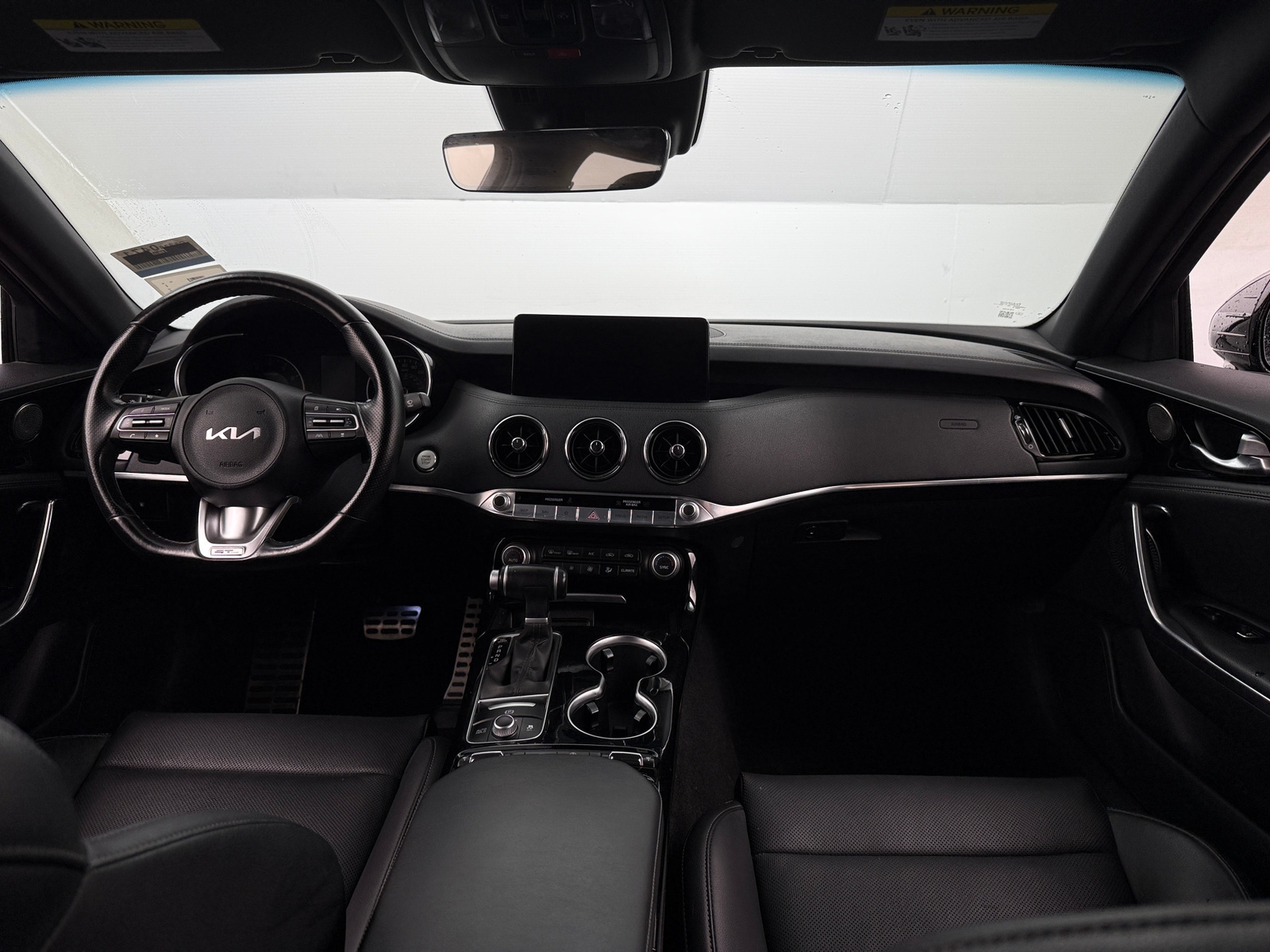 Thumbnail: 2023 Kia Stinger - 2