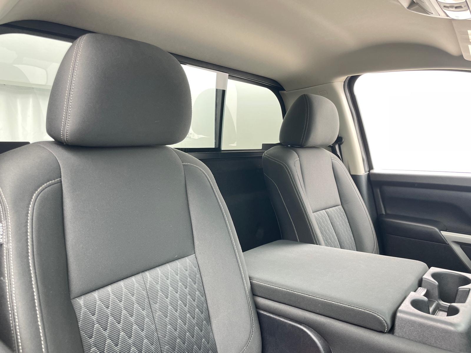 Thumbnail: 2017 Nissan Titan - 2