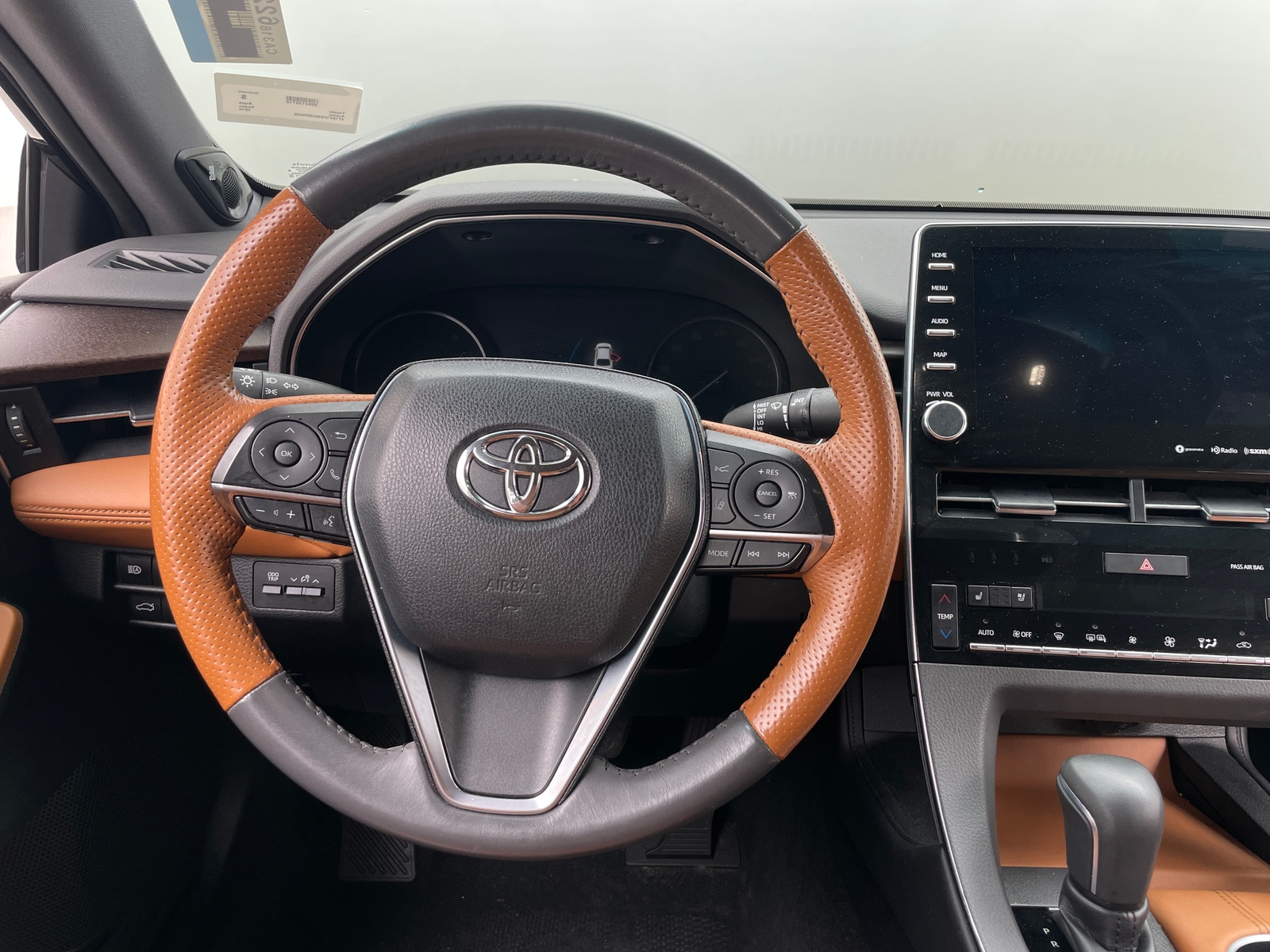 Thumbnail: 2019 Toyota Avalon - 4