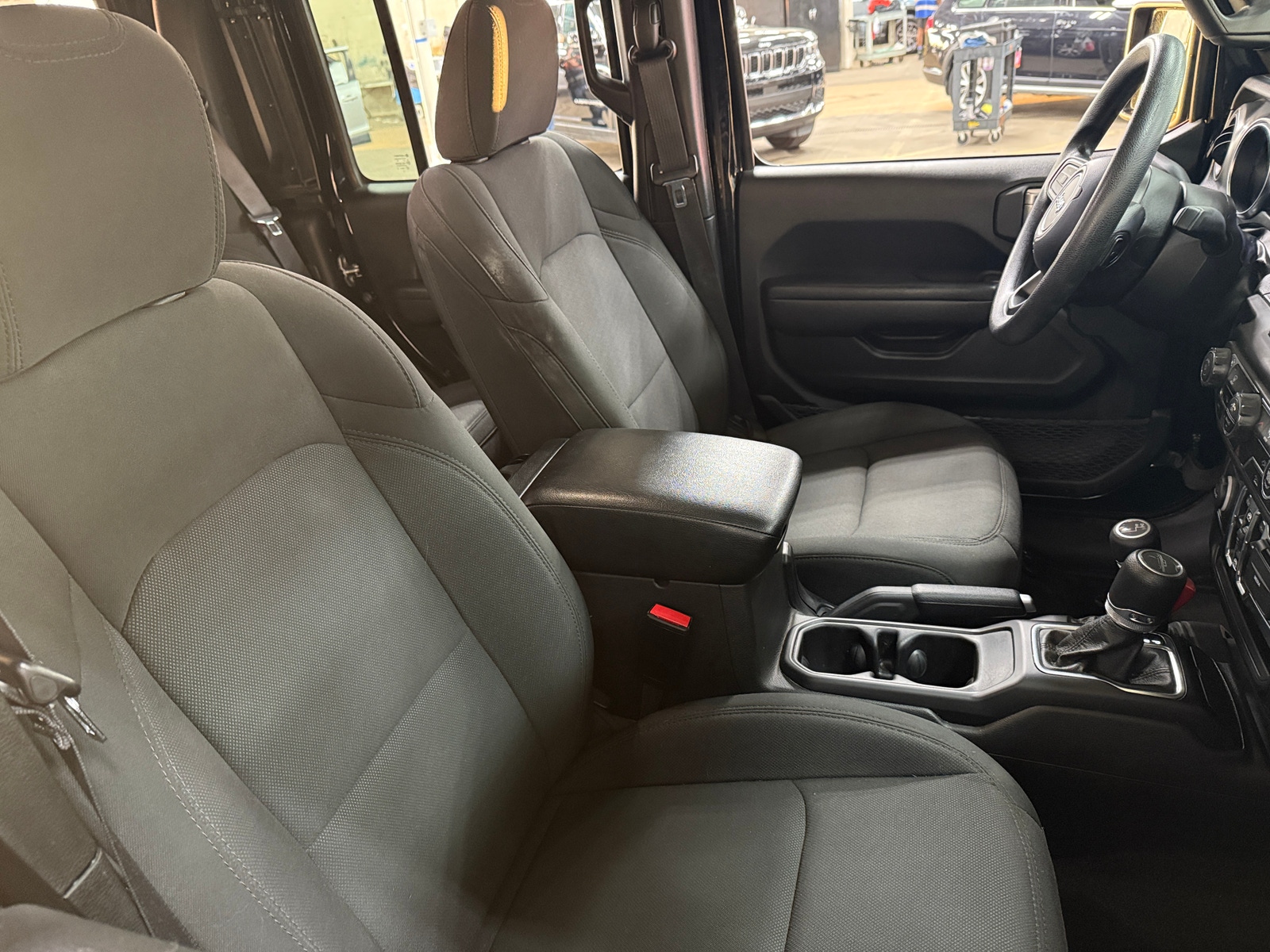 Thumbnail: 2022 Jeep Gladiator - 2