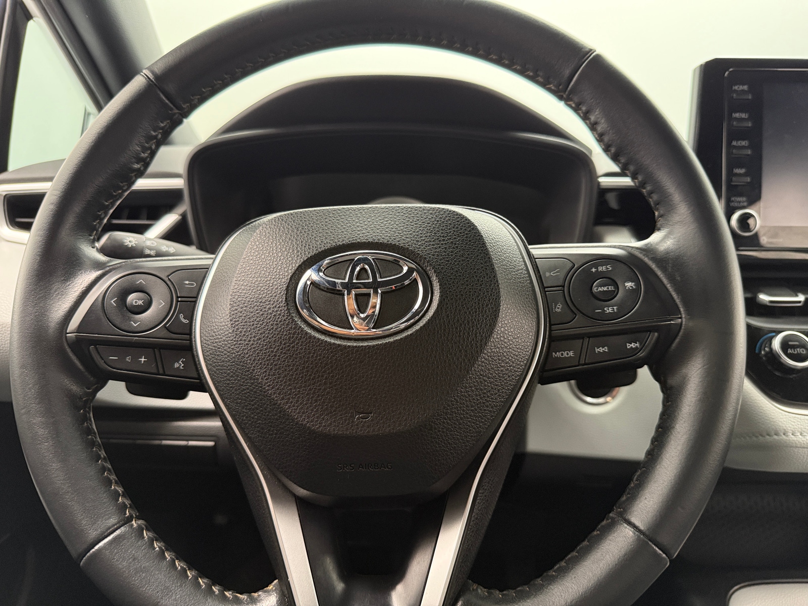 Thumbnail: 2022 Toyota Corolla - 5