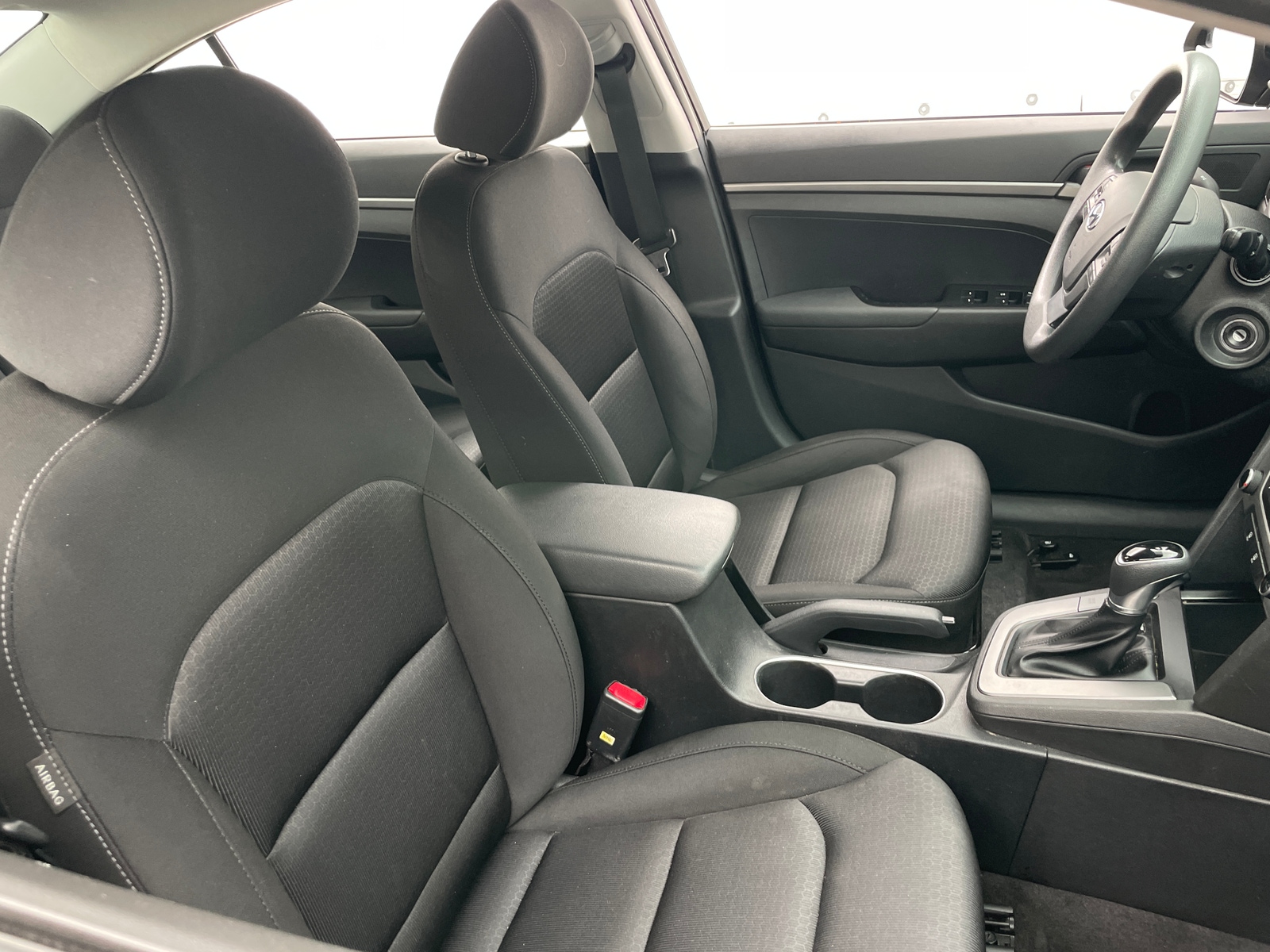 Thumbnail: 2018 Hyundai Elantra - 2