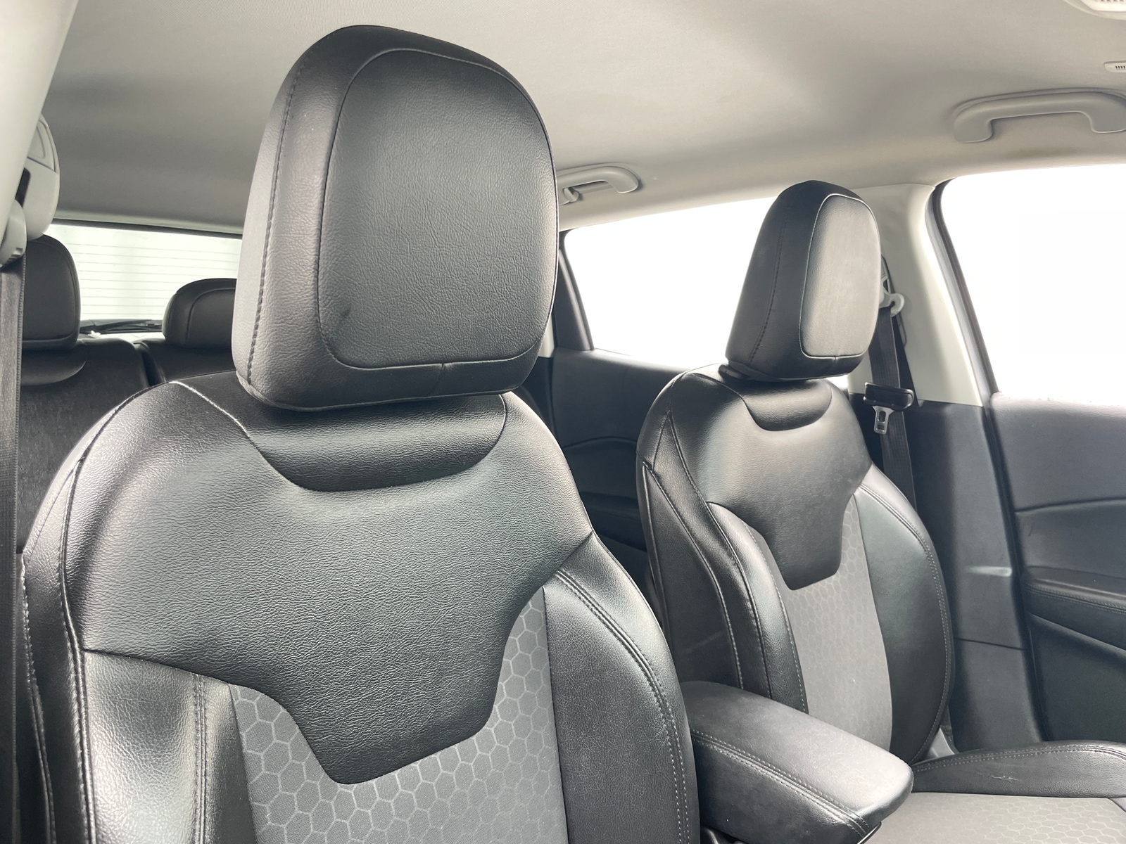 Thumbnail: 2018 Jeep Compass - 2