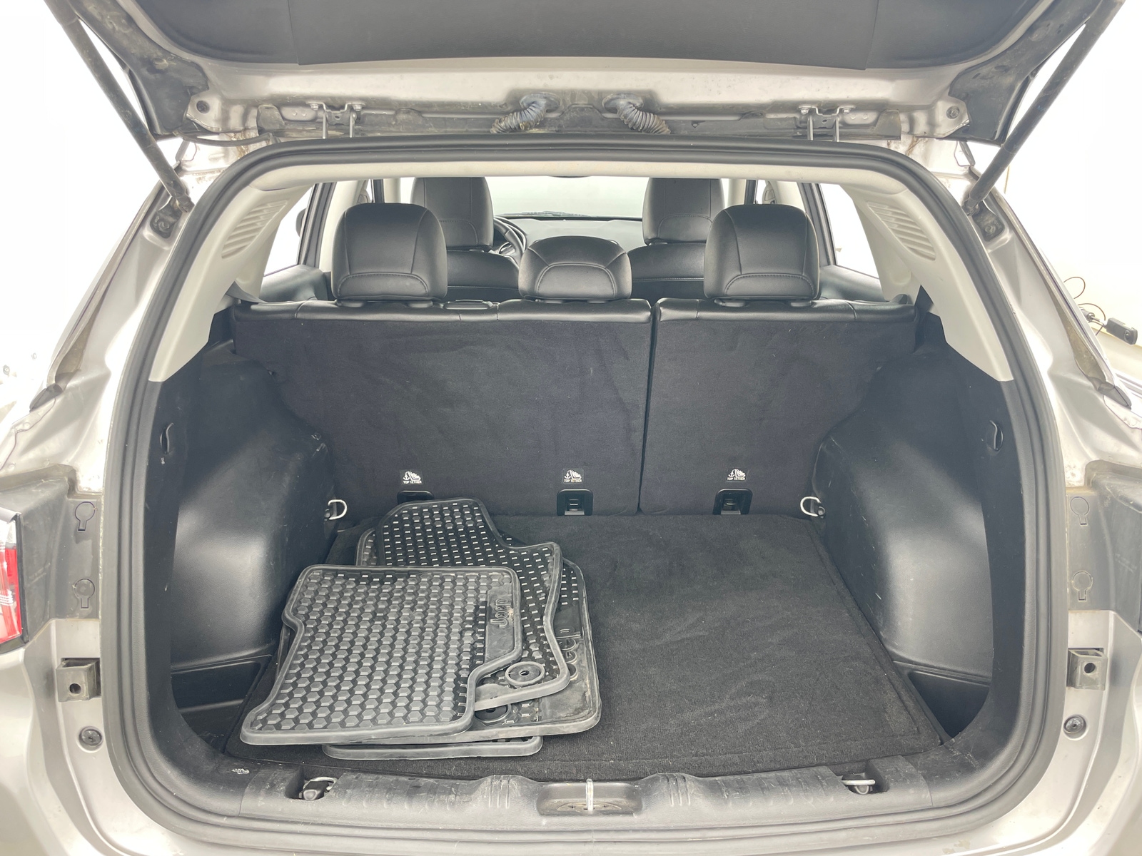 Thumbnail: 2018 Jeep Compass - 7
