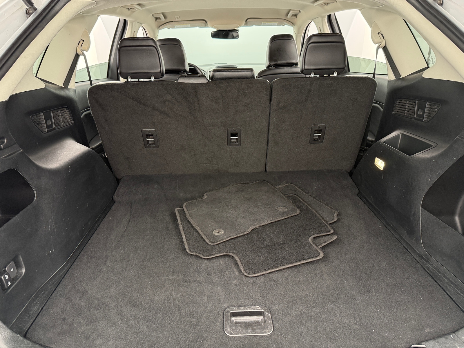 Thumbnail: 2022 Ford Edge - 6