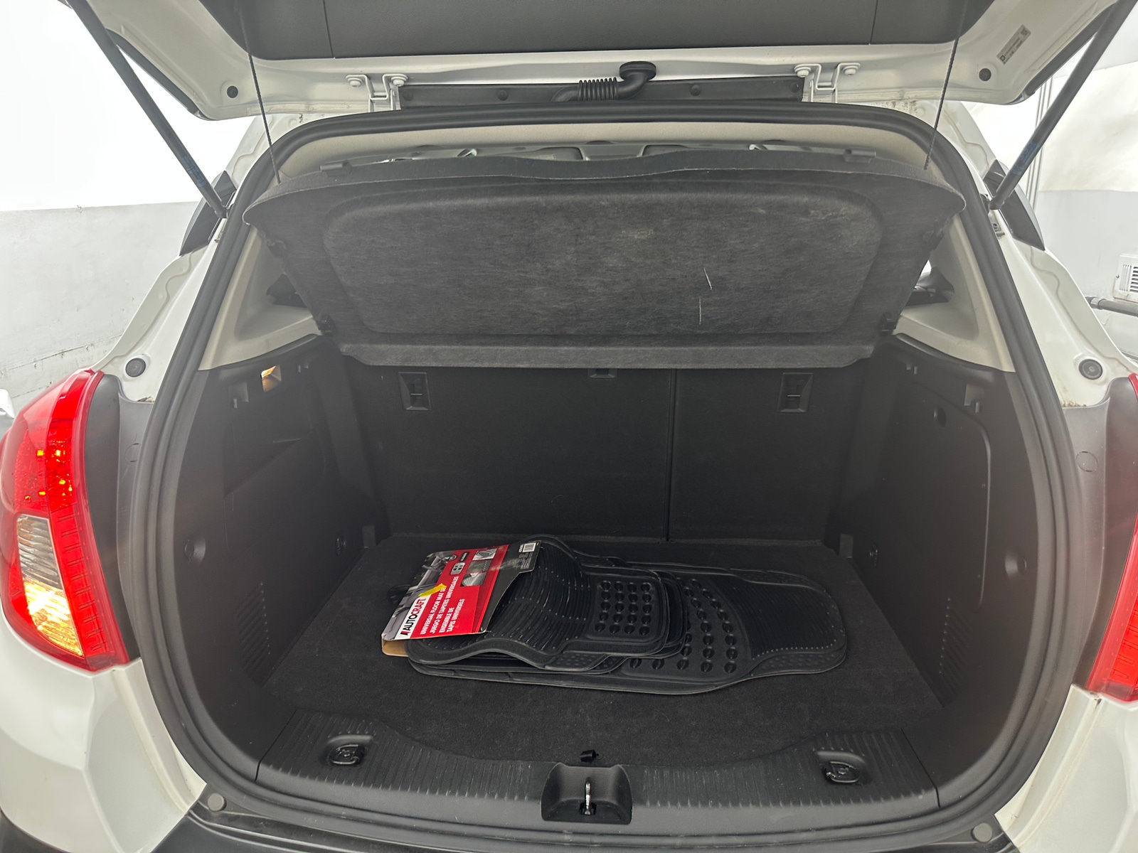 Thumbnail: 2016 Buick Encore - 7
