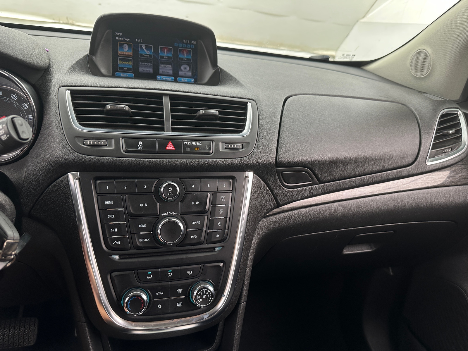 Thumbnail: 2016 Buick Encore - 4