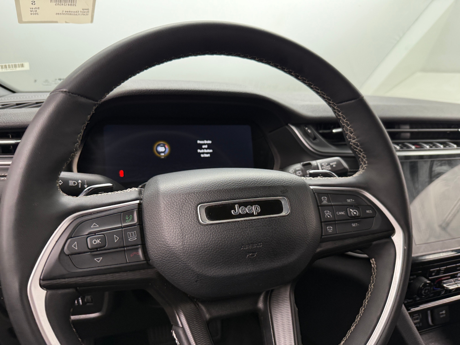 Thumbnail: 2024 Jeep Grand Cherokee L - 4